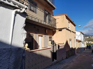 Chalet à Zona Sur - Av. De España - San Miguel. Casa adosada en venta en san miguel  plasencia cáceres