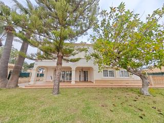 Chalet in Cabo Roig. Se vende espectacular chalet en cabo roig, orihuela costa