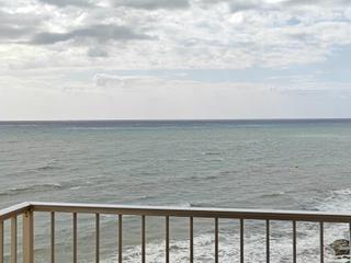 Etagenwohnung in Zona Playa del Cura. Se vende fantástico piso en primera línea con vistas al mar en l