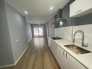 Piso en Gaspar Perelló. Se vende piso bajo en la mata  torrevieja a 100 metros de la pla