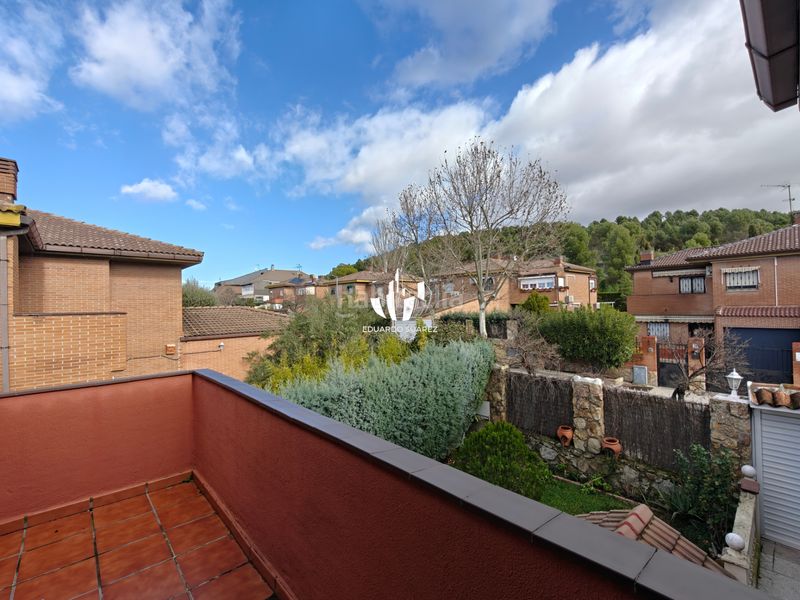 Foto e62b93ba-981d-4599-bc4d-d0d707e65e67. Xalet amb xemeneia calefacció aparcament piscina a Rivas - Vaciamadrid