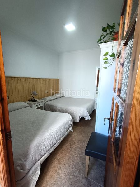 Foto d247fff4-aaca-46f8-91df-7e3a66451688. Casa amb xemeneia a Ardales