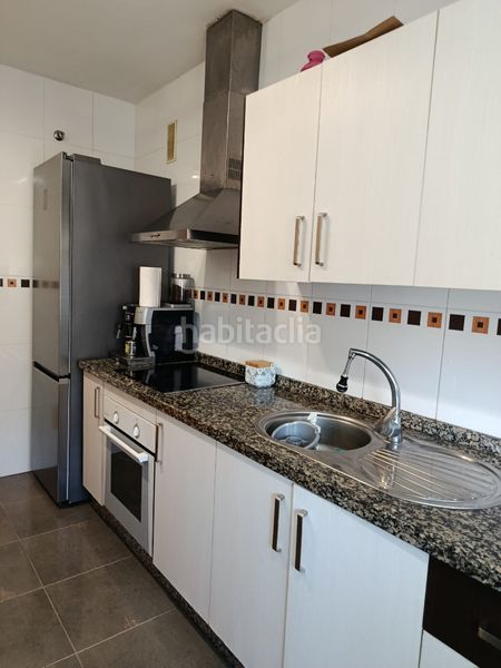 Foto 7e943466-e7f4-491e-af47-c4daea18aab7. Flat with parking in Paseo Marítimo Oeste - Pacífico Málaga