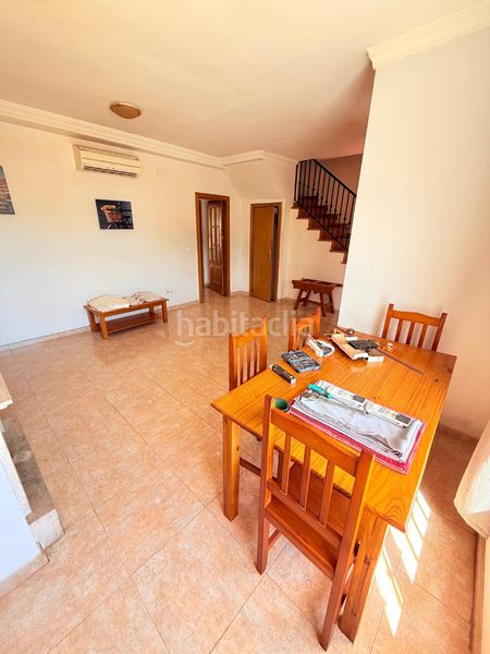 Foto 1029a1dc-9212-4f32-b17a-7b1835e37175. Casa adossada amb xemeneia aparcament a Ardales