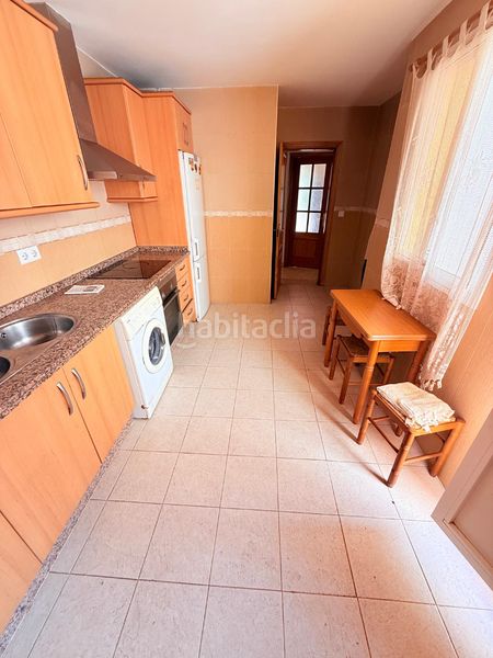 Foto 1a9445be-f276-42ae-9cb1-d824acf2f9f3. Casa adossada amb xemeneia aparcament a Ardales