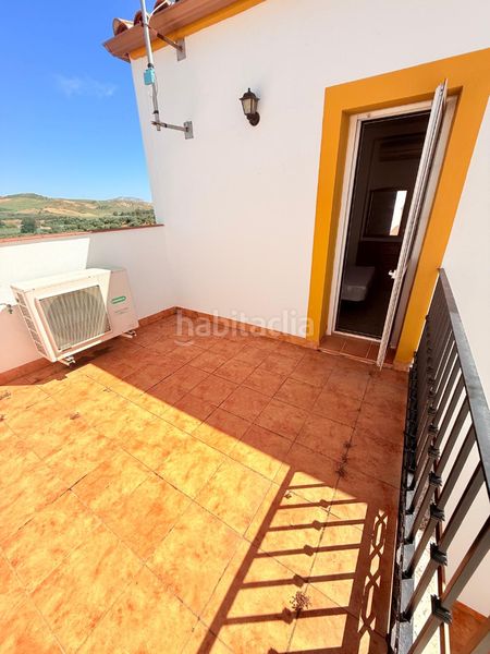 Foto 42c81c04-1962-4f77-964c-dcc20978ac23. Casa adossada amb xemeneia aparcament a Ardales