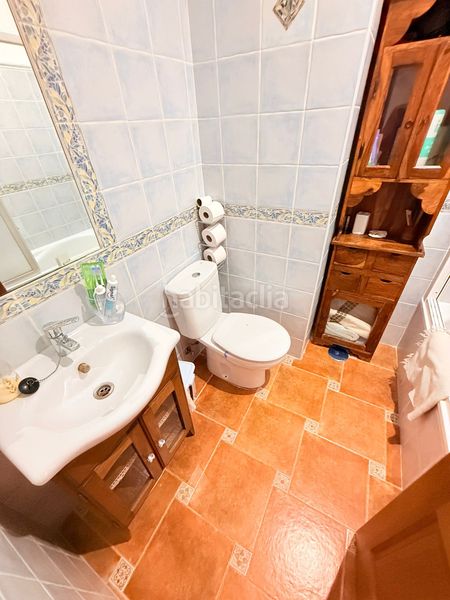 Foto 30abe840-edda-47fe-b634-d36844af1ff8. Casa adossada a Álora