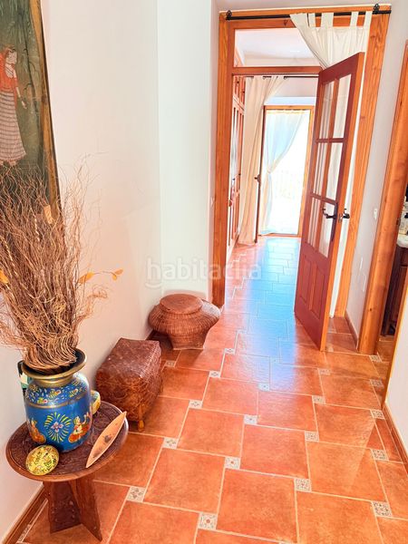Foto b09a074f-2e9e-4d8c-b988-069038a56f3a. Casa adossada a Álora