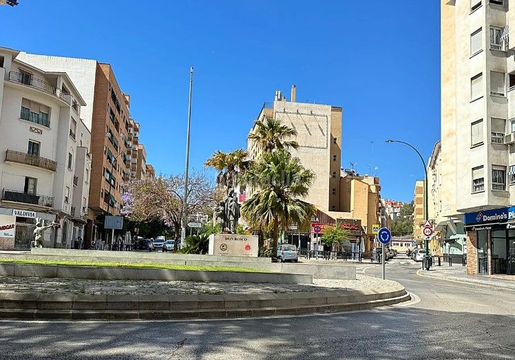 Foto 6c34de9c-ba59-4402-984c-ba55621e773c. Local comercial a Cristo de la Epidemia Málaga