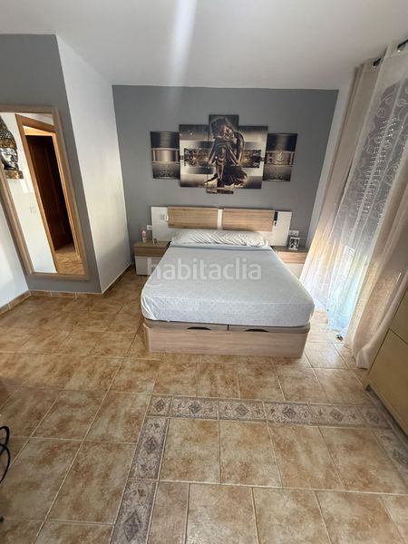 Foto d130ce09-d241-429b-8d64-3f90fc4f41f3. Casa adossada amb aparcament piscina a Álora