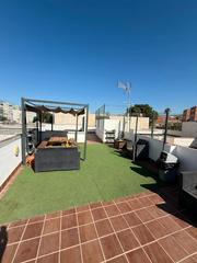 Appartement à El Ejido. Piso reformado con licencia turística en centro de málaga