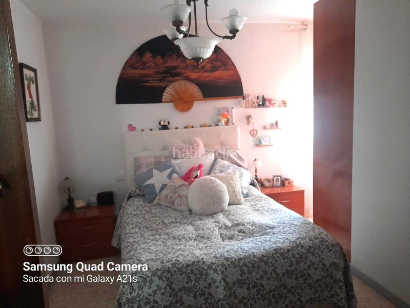 Foto ce1d34fd-a83c-46fb-893d-1407a18855b4. Pis a colores - entreparques Sevilla