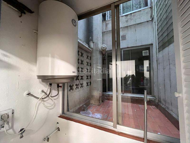 Foto 6b0b3d16-fce5-4038-ae88-949c0a197d79. Piso  acabo de reformar en Centre Roses