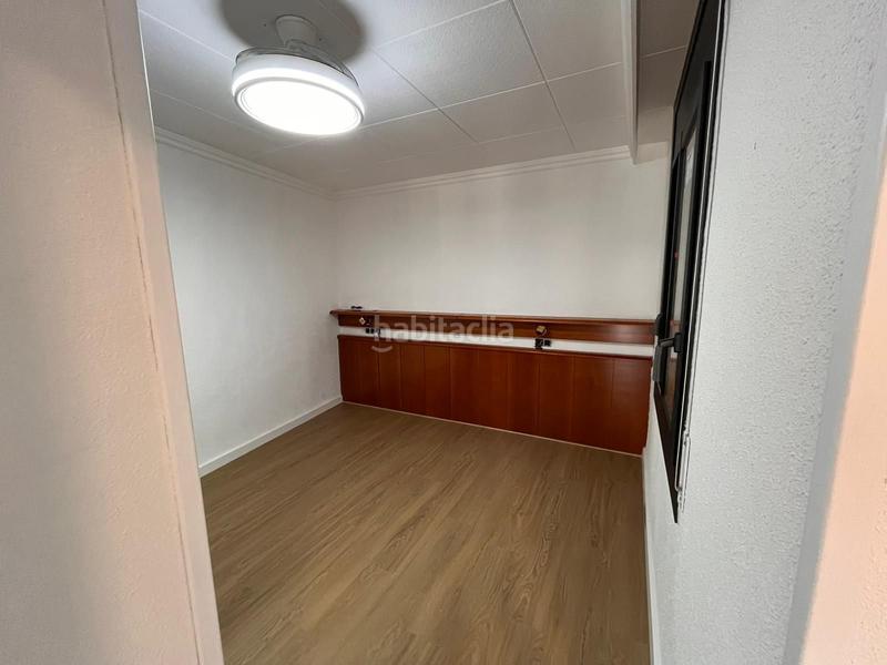 Foto 7c0bab89-0f55-4ea3-8a08-a3a617fbdb3a. Piso  acabo de reformar en Centre Roses
