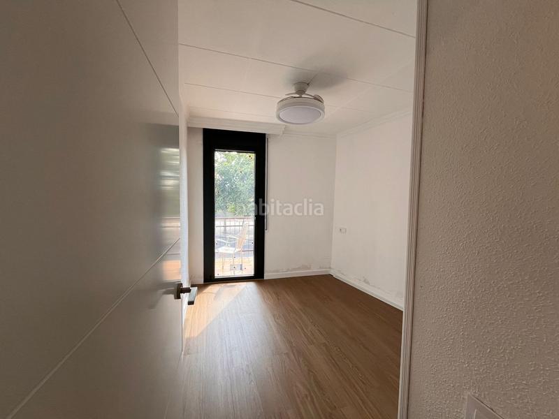 Foto 65e904e6-4bab-420f-a0df-459d4164aabf. Piso  acabo de reformar en Centre Roses