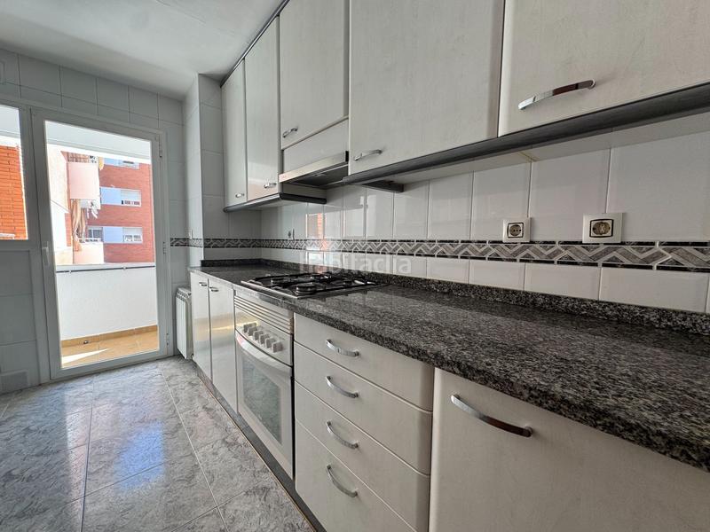 Foto 4e84d7d6-4ab6-4cc7-a369-1a7d3f5deb0c. Flat with heating pool in Fenals Lloret de Mar