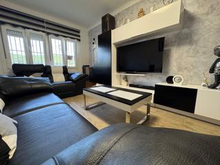 Appartement  La rasa. Piso en sarria de ter. amplio, modernopiso en sarria de ter, ref