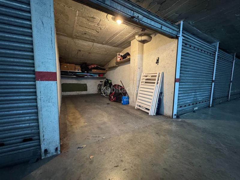 Foto 2d3866db-da55-41ac-b8aa-74e8b0a82c4f. Autoparkplatz in Veïnat Salt