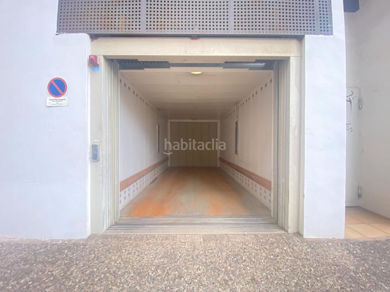 Foto bc91288b-b051-465b-8da3-8ec7b4ba6833. Aparcament cotxe a Eixample Sud-Migdia Girona