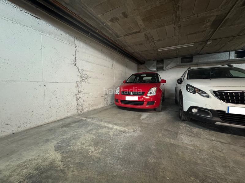 Foto dce872de-7585-4028-88e3-14467be0579a. Car parking in Sant Narcis Girona