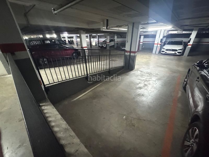 Foto 30a714f9-94b6-4d7a-929e-f9d3f9f24288. Parking coche en Eixample Sud-Migdia Girona