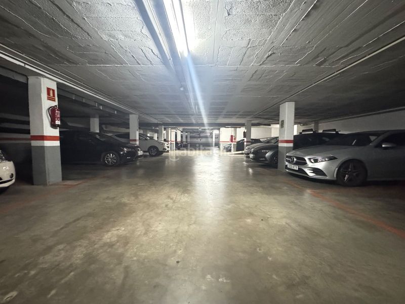 Foto be73e254-6984-4758-92f2-2e95b36b7b27. Parking coche en Eixample Sud-Migdia Girona