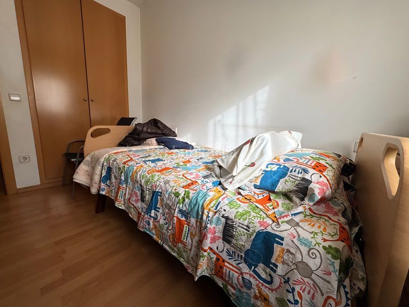 Foto 67dacbaa-cda2-4f64-862b-2a3686407526. Piso en La Devesa Girona