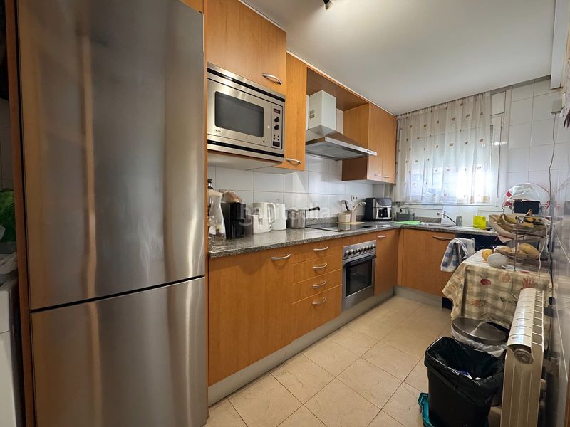 Foto 8d675ee6-c541-4092-aeb0-974b89a64290. Piso en La Devesa Girona