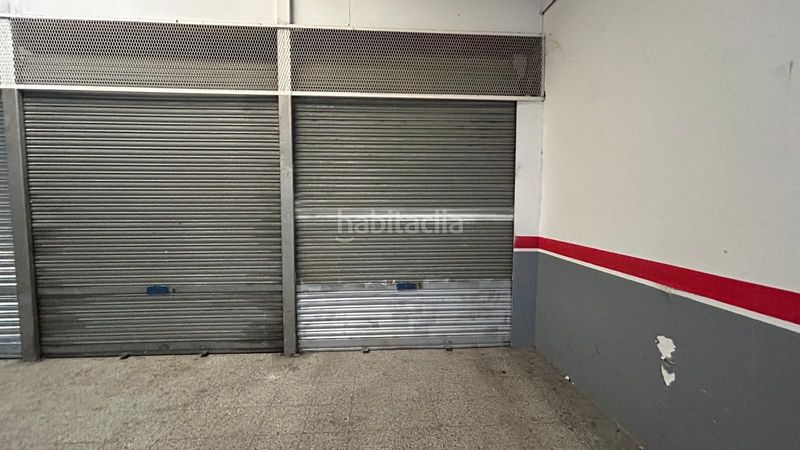 Foto be9a7751-5ce8-4688-a8af-d05cdd8b3c48. Parking coche en Centre Salt