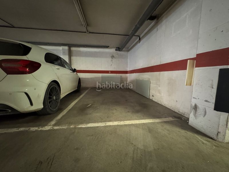 Foto 593313c7-eedc-4059-b852-854783a153dd. Aparcament cotxe a Eixample Sud-Migdia Girona