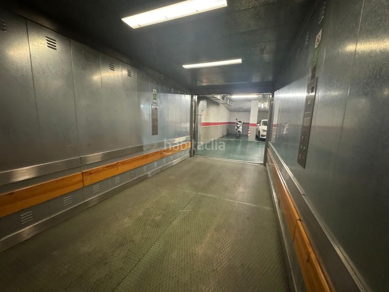 Foto d00f5562-5069-41a5-bab6-8b6552b3d2f5. Aparcament cotxe a Eixample Sud-Migdia Girona