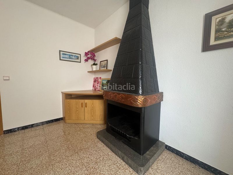 Foto 2533cb04-25e0-4b37-9bf9-fe4763215d64. Casa adosada en Olot