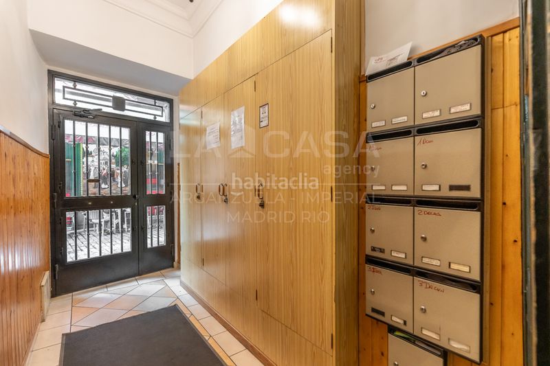 Foto e8336d2f-9b62-42ac-95cc-898a66e0daa6. Pis a Palacio Madrid