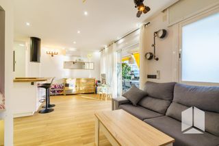 Flat in Lluminetes. Piso passeig marítim, castelldefels