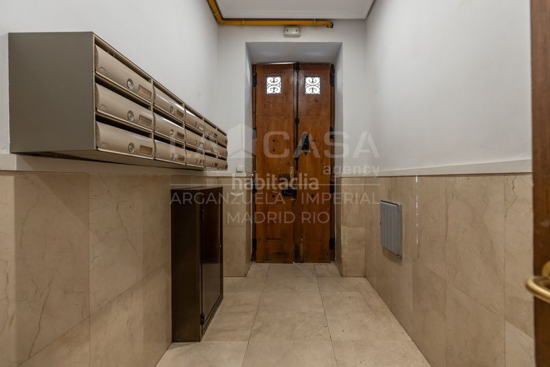 Foto 6cefbb31-7b21-4402-b38c-a72520f33a82. Pis a Palacio Madrid