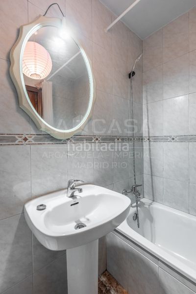 Foto 9ecce47c-c12f-4f34-9294-5a515fac30fe. Pis a Palacio Madrid