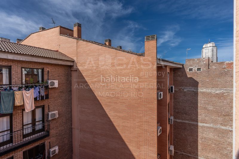 Foto e5c2100f-e2af-4b7f-b904-82c307053308. Pis a Palacio Madrid