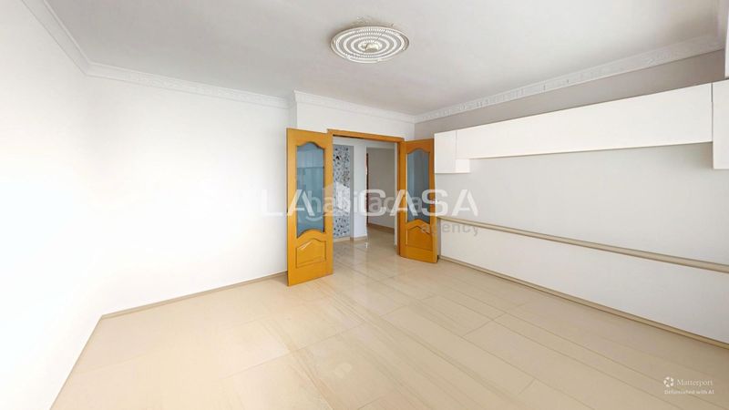 Foto 7f4211f3-d24a-4b8e-8f67-a5bb2703c359. Pis a Alfafar