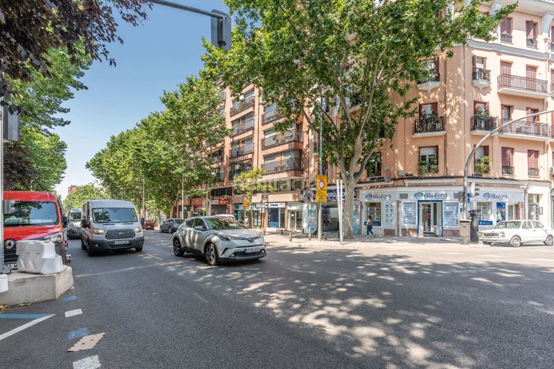 Foto ee2cbaf9-32d6-4f1b-86f0-4d1d74838f92. Pis a Acacias Madrid