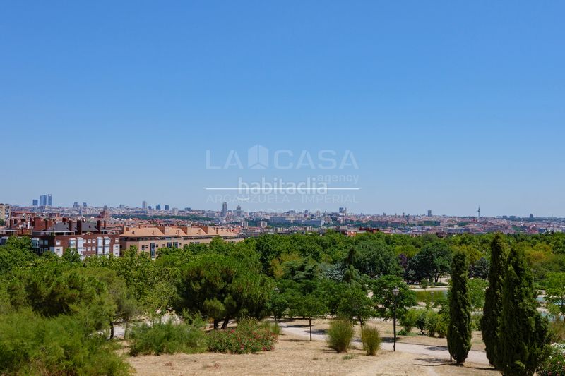 Foto 39a74a9f-7e71-4cc0-8b0f-f9fd8a1fb1fd. Pis amb calefacció a Lucero Madrid
