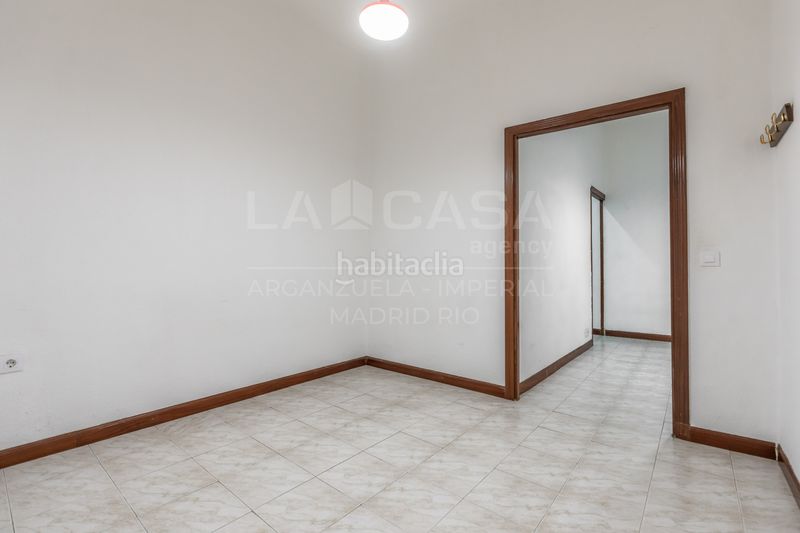 Foto f60c5832-bcd9-4426-bfd0-079ffbc5fd6d. Pis a Imperial Madrid