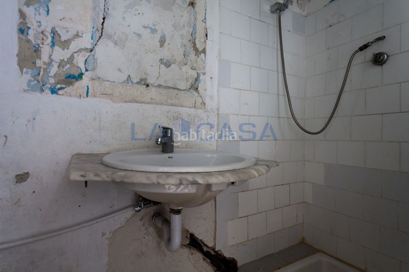 Foto a5f244d0-c066-4314-968c-8b1103cab3ed. Edifici a La Florida Hospitalet de Llobregat (L´)