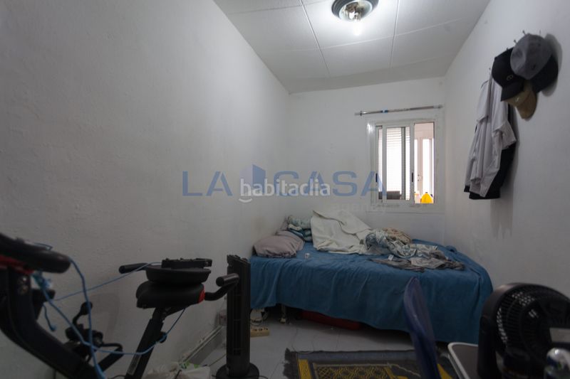 Foto b565d937-f746-4142-81e3-858ec459cc99. Edifici a La Florida Hospitalet de Llobregat (L´)
