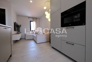 Àtic  Carrer d'arnau d'oms. Piso en venta en calle d'arnau d'oms