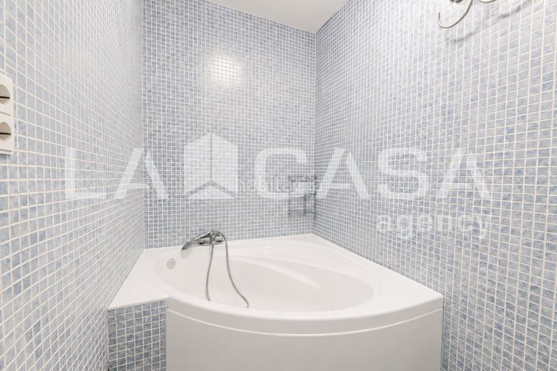 Foto 0b063757-e224-48fd-934b-09defdc49355. Pis a Aiora Valencia