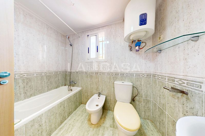 Foto 6f719750-4ad3-468b-93bf-2a296eed598b. Pis a Aiora Valencia