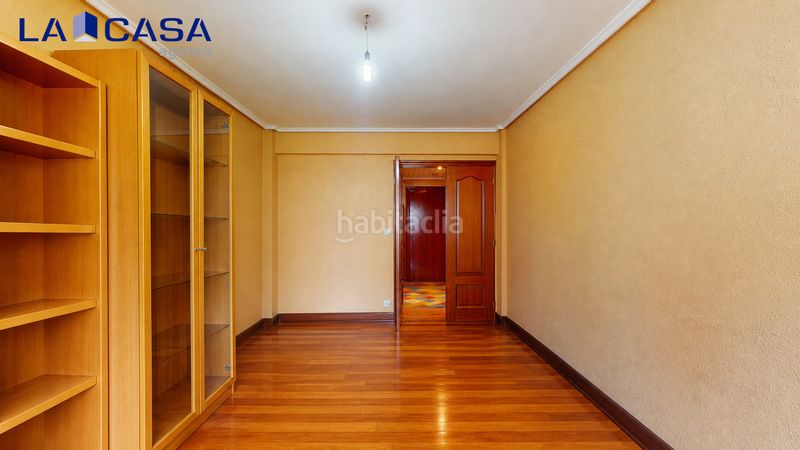 Foto 5bf8a7b4-ab3f-48af-a566-fabddfd052be. Pis a Alonsotegi