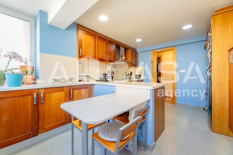 Foto e61d7342-d178-44dc-8376-6de42a2aba94. Flat in Ciutat Jardí Valencia