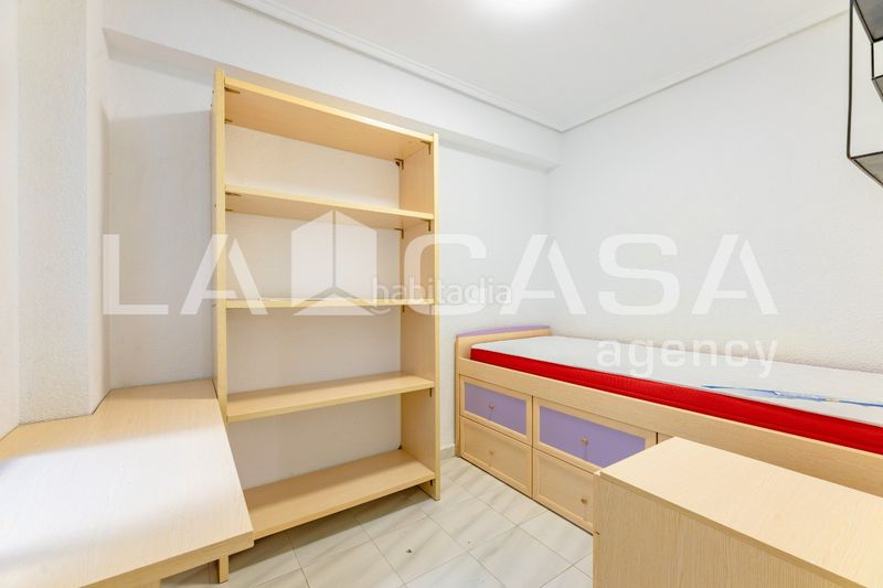 Foto 02a04fd2-2aa9-4d6e-b198-b903ad90c131. Pis a Ciutat Jardí Valencia
