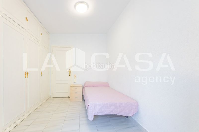 Foto 636ac880-9535-4137-a6be-1c7c5b3e0009. Pis a Ciutat Jardí Valencia
